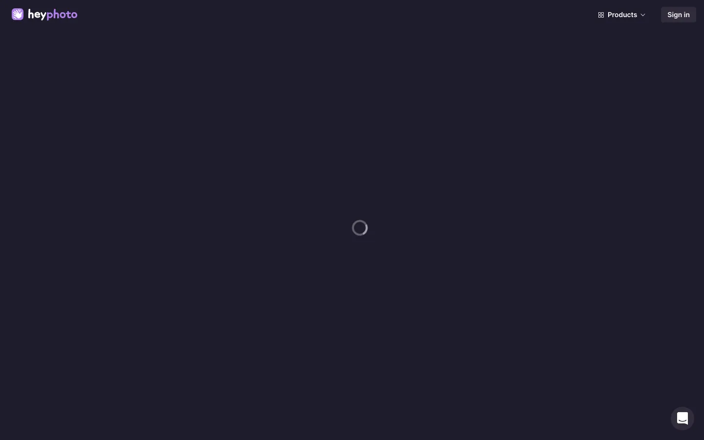 Screenshot of the HeyPhoto homepage