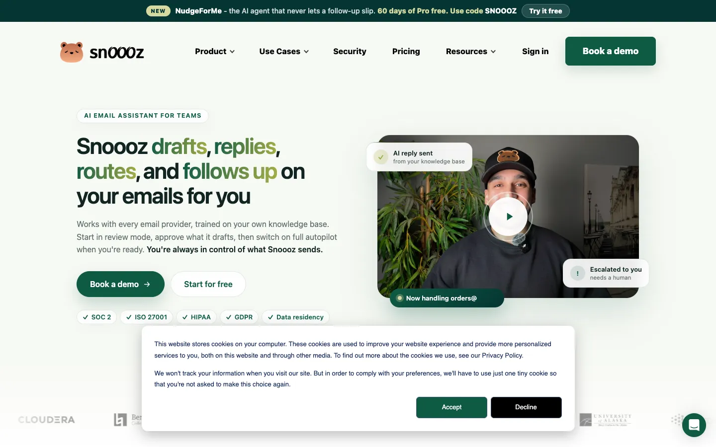 Screenshot of the Snoooz AI homepage